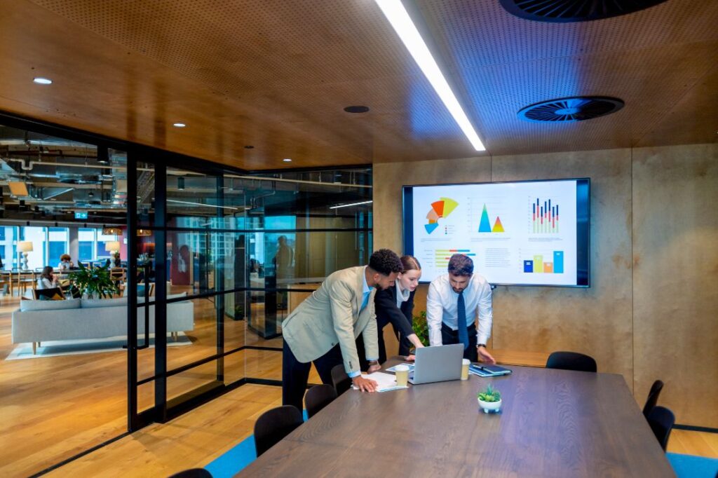 Qual a importância do foco no core business da empresa?
