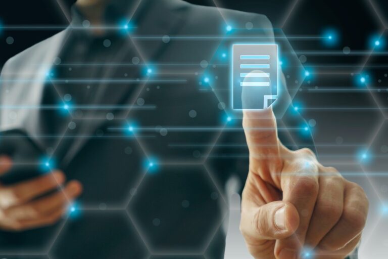 Gerenciamento eletrônico de documentos gratuito: quais os riscos para a empresa?